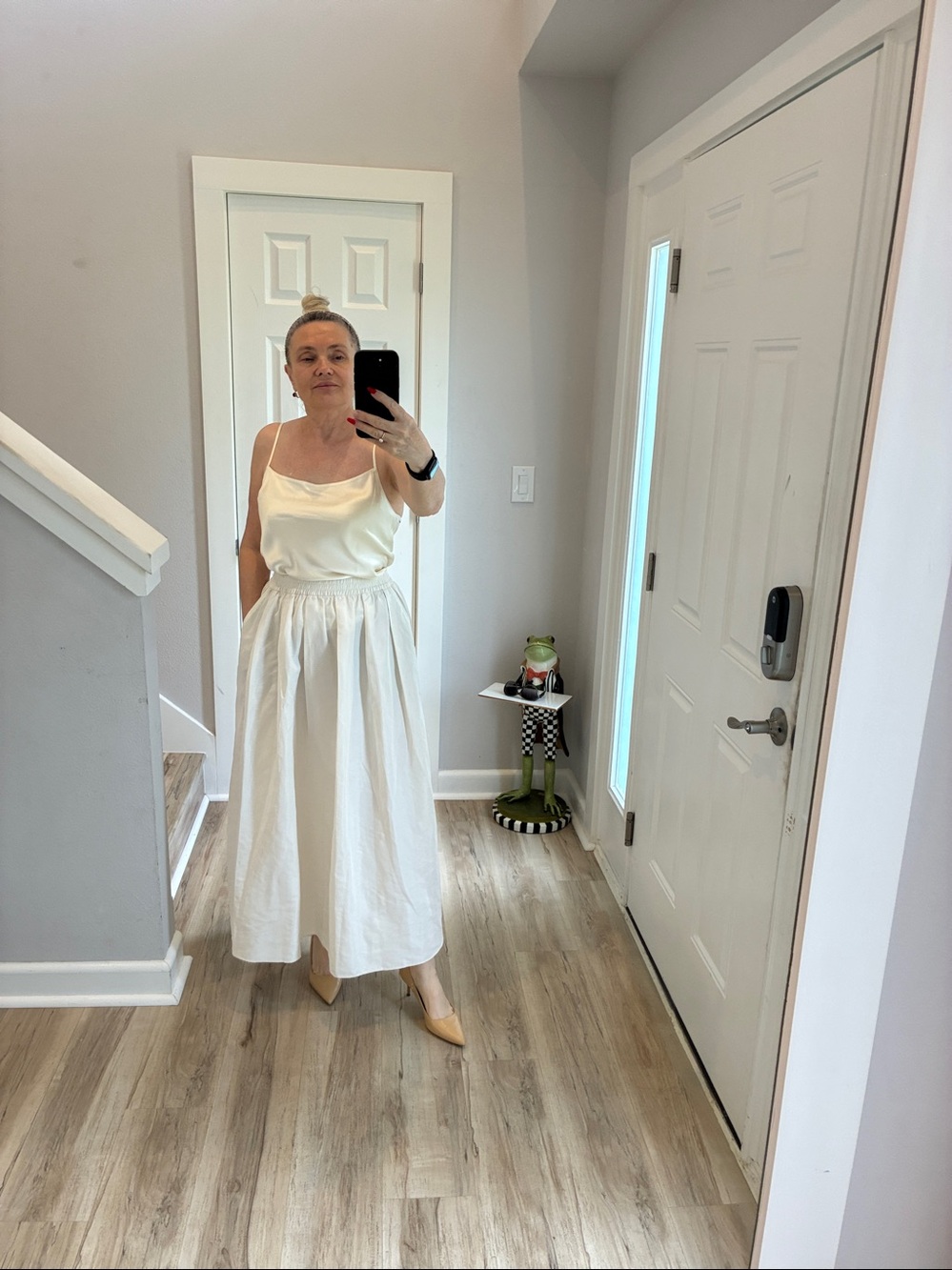 Zara White Maxi Skirt - Flowing Full-Length Silhouette